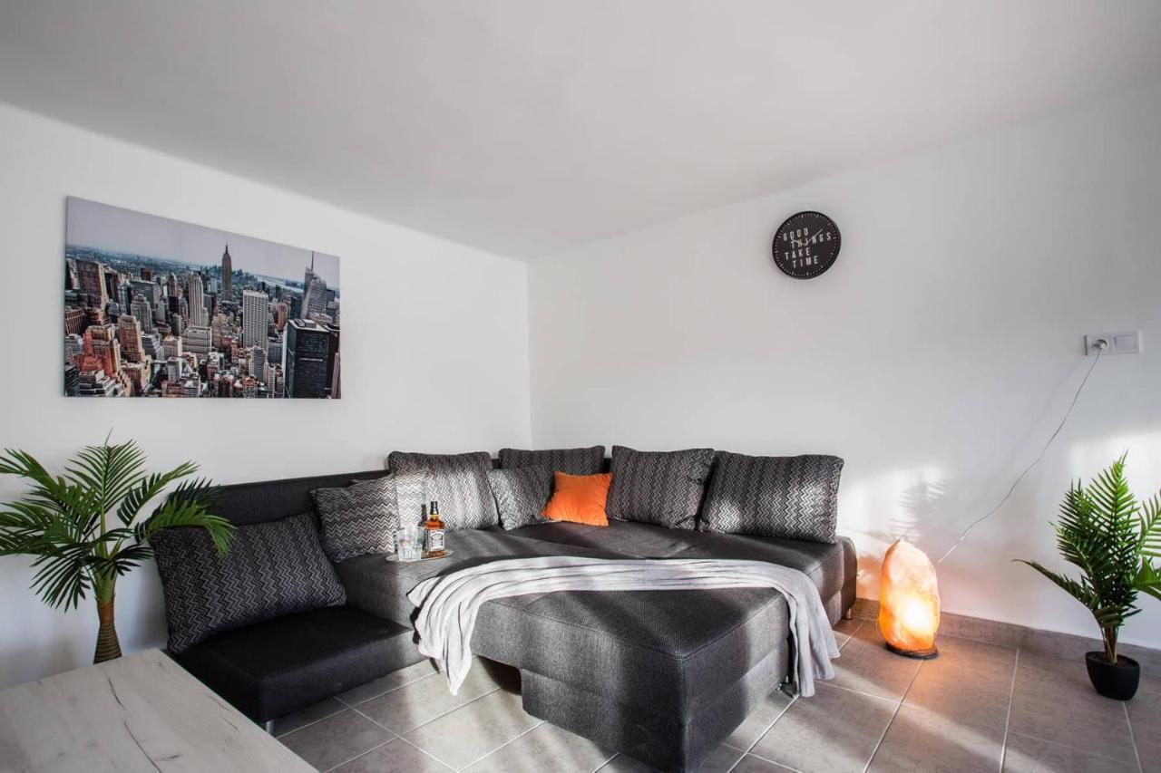 Csigahaz Apartman Печ Екстериор снимка